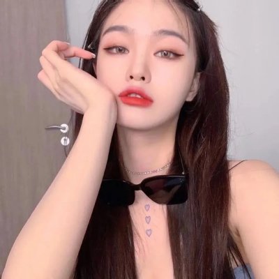 藏爱的画像